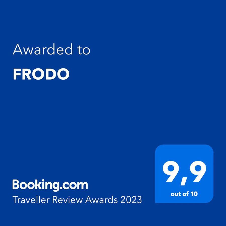塔什干 Frodo酒店 外观 照片